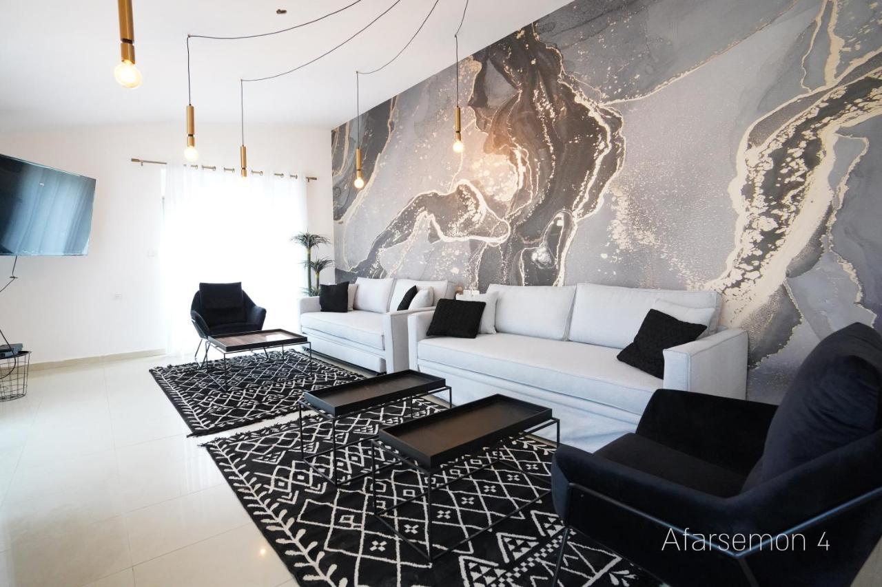 Yalarent Afarsemon Apartments With Pool - For Families & Couples Eilat Ngoại thất bức ảnh