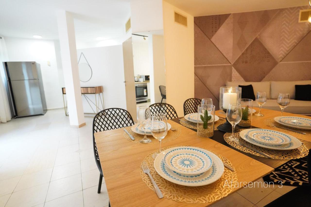 Yalarent Afarsemon Apartments With Pool - For Families & Couples Eilat Ngoại thất bức ảnh