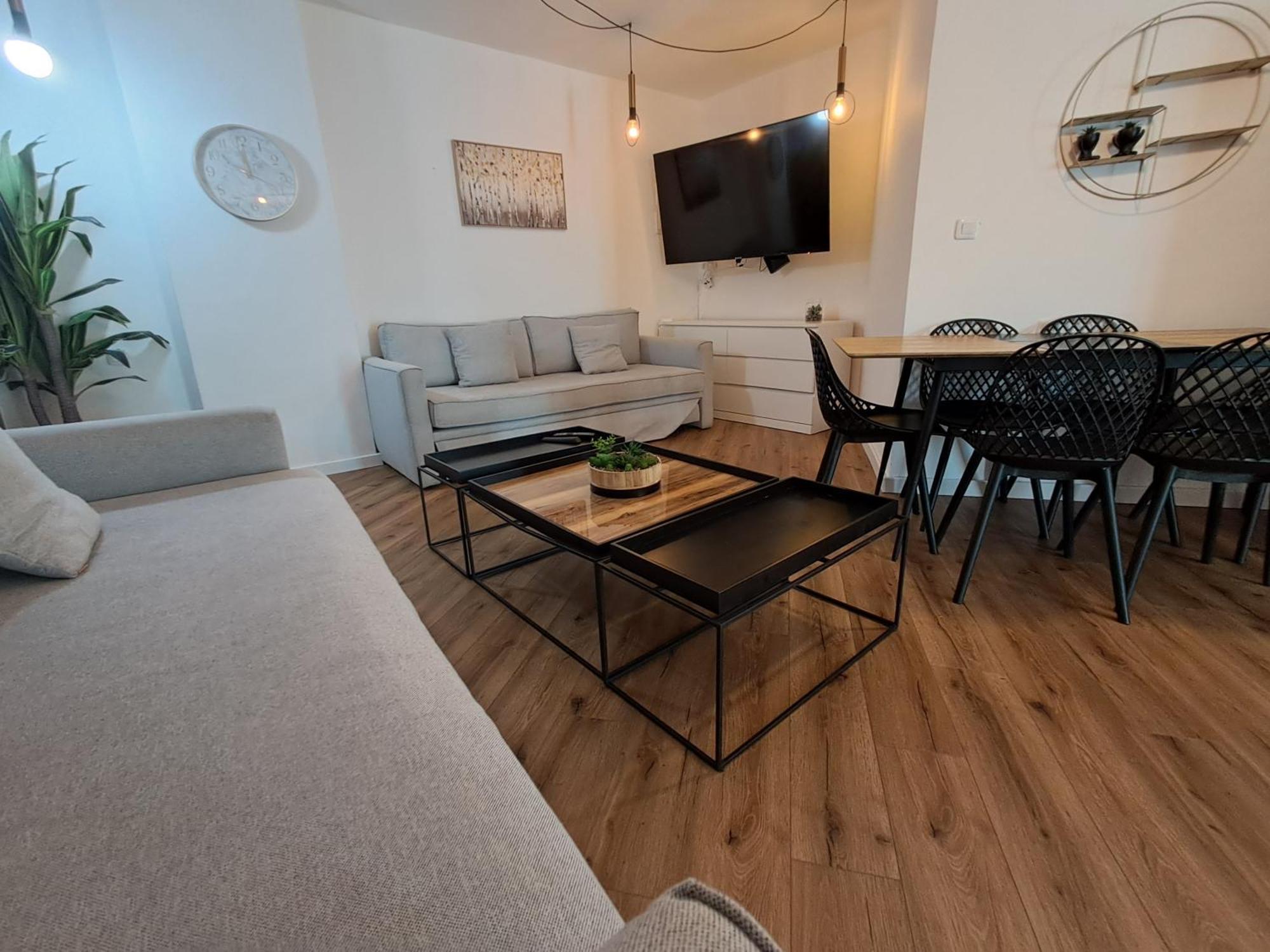Yalarent Afarsemon Apartments With Pool - For Families & Couples Eilat Ngoại thất bức ảnh
