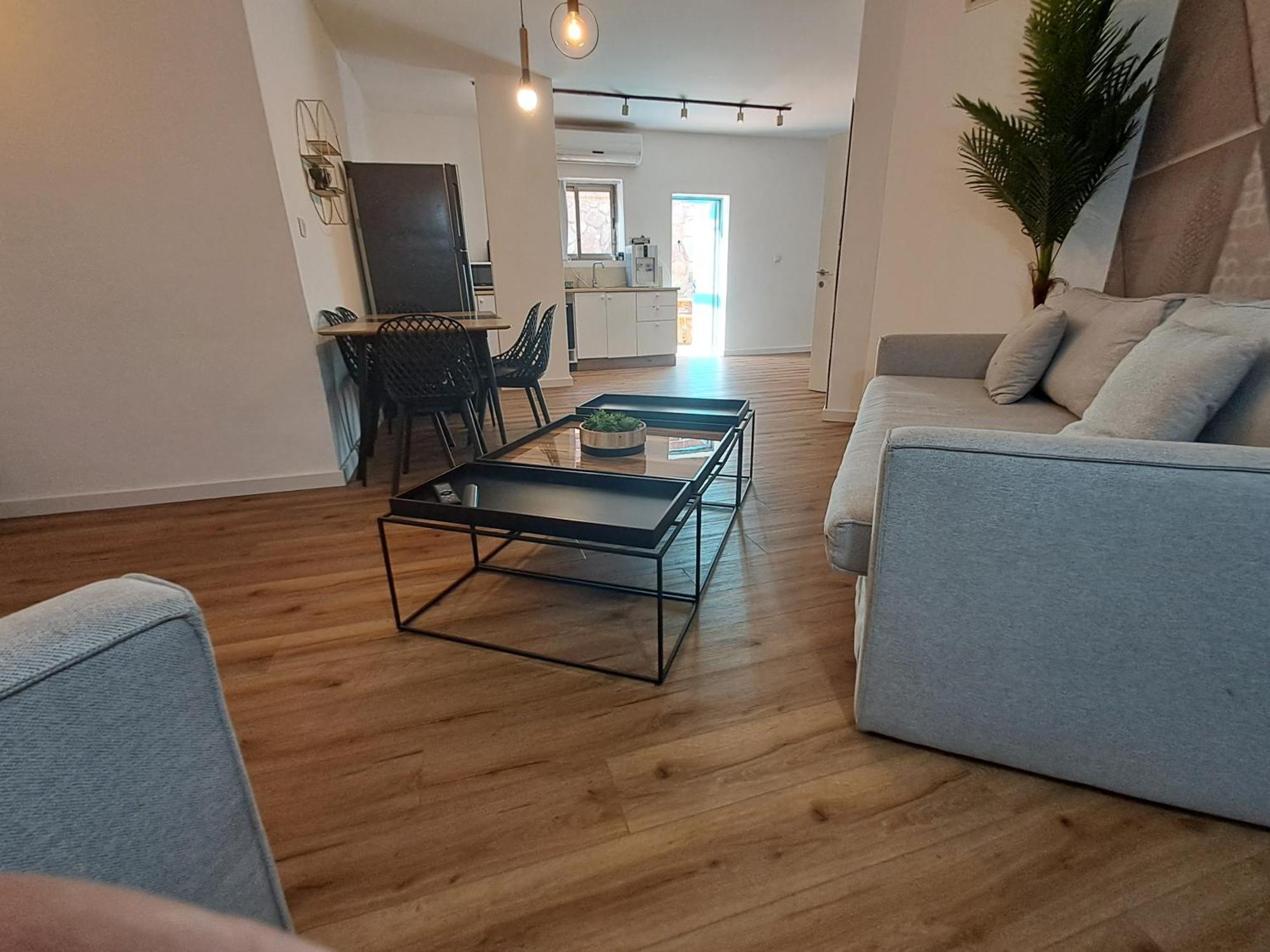 Yalarent Afarsemon Apartments With Pool - For Families & Couples Eilat Ngoại thất bức ảnh