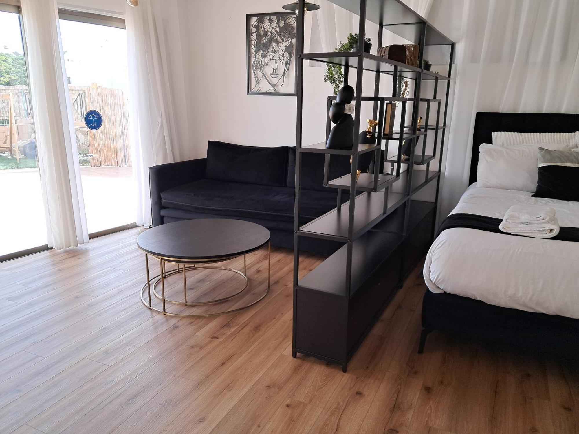Yalarent Afarsemon Apartments With Pool - For Families & Couples Eilat Ngoại thất bức ảnh
